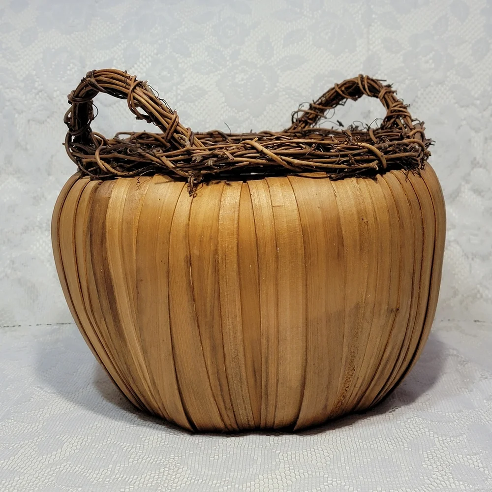 Vintage Handmade Pumpkin Shape Woven Basket Natural Wood Vine Twig Handle Rustic